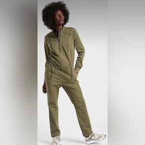 Athleta Cargo Summit Cargo Olive Green Jumpsuit (4)
